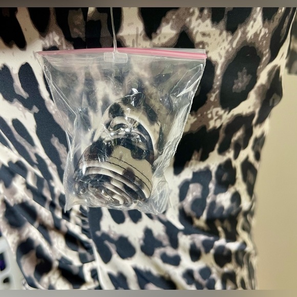 Swim Solutions | Slimming Plus Size Cheetah Print Swimsuit | One-piece | 22W - Picture 3 of 5